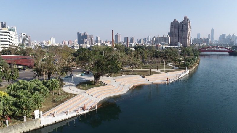 愛河階梯護岸安全穩固 親水更近一步