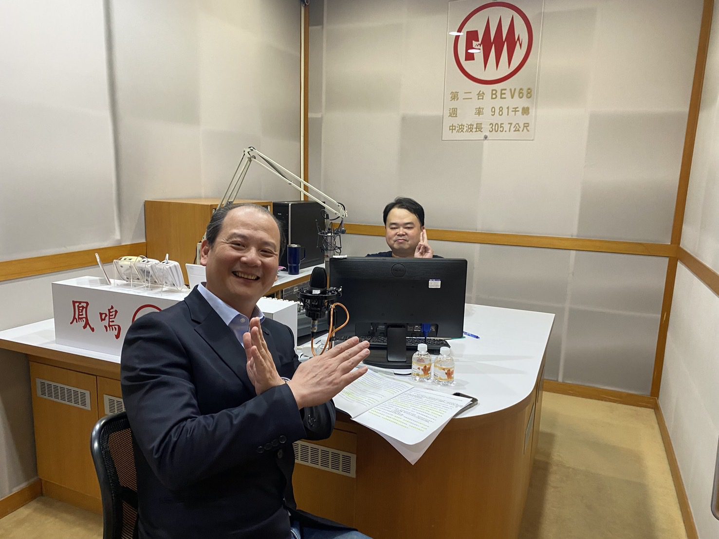 湖內分局長王春生空中現聲 以台語分享反詐騙金句及三心法 湖內分局長王春生空中現聲 以台語分享反詐騙金句及三心法