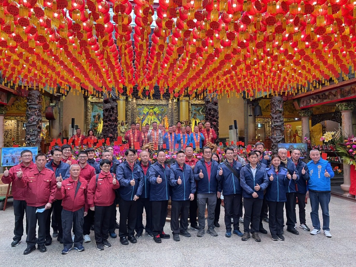 為打火英雄點光明燈 桃消第二大隊感謝中壢慈惠堂力挺消防員 為打火英雄點光明燈 桃消第二大隊感謝中壢慈惠堂力挺消防員