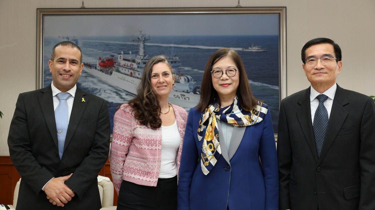 海委會主委管碧玲接見以色列駐台代表游瑪雅女士 雙方進行經驗交流 海委會主委管碧玲接見以色列駐台代表游瑪雅女士 雙方進行經驗交流