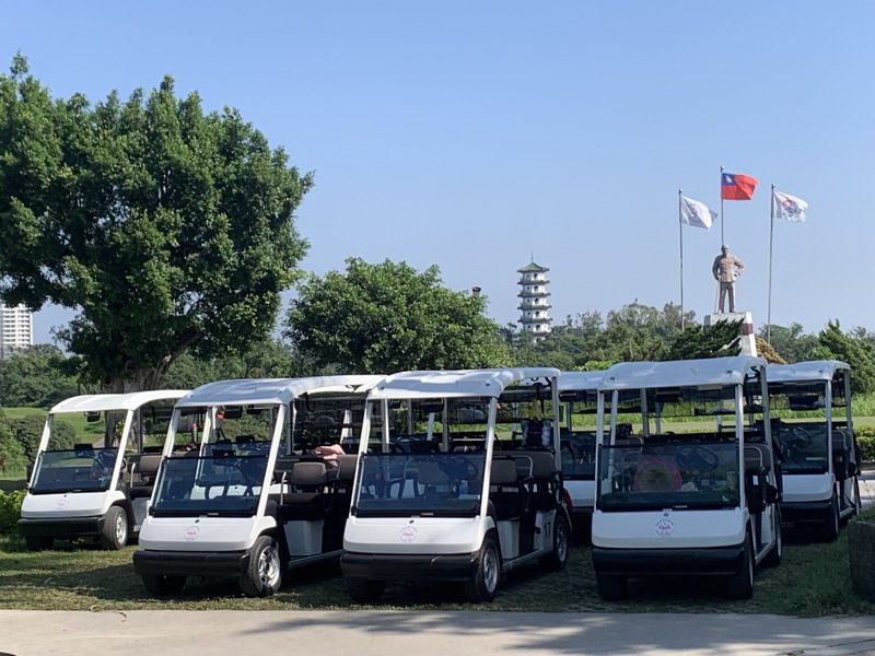 高雄高爾夫球場會員依法爭取權益  斷水斷電引發爭議 高雄高爾夫球場會員依法爭取權益  斷水斷電引發爭議