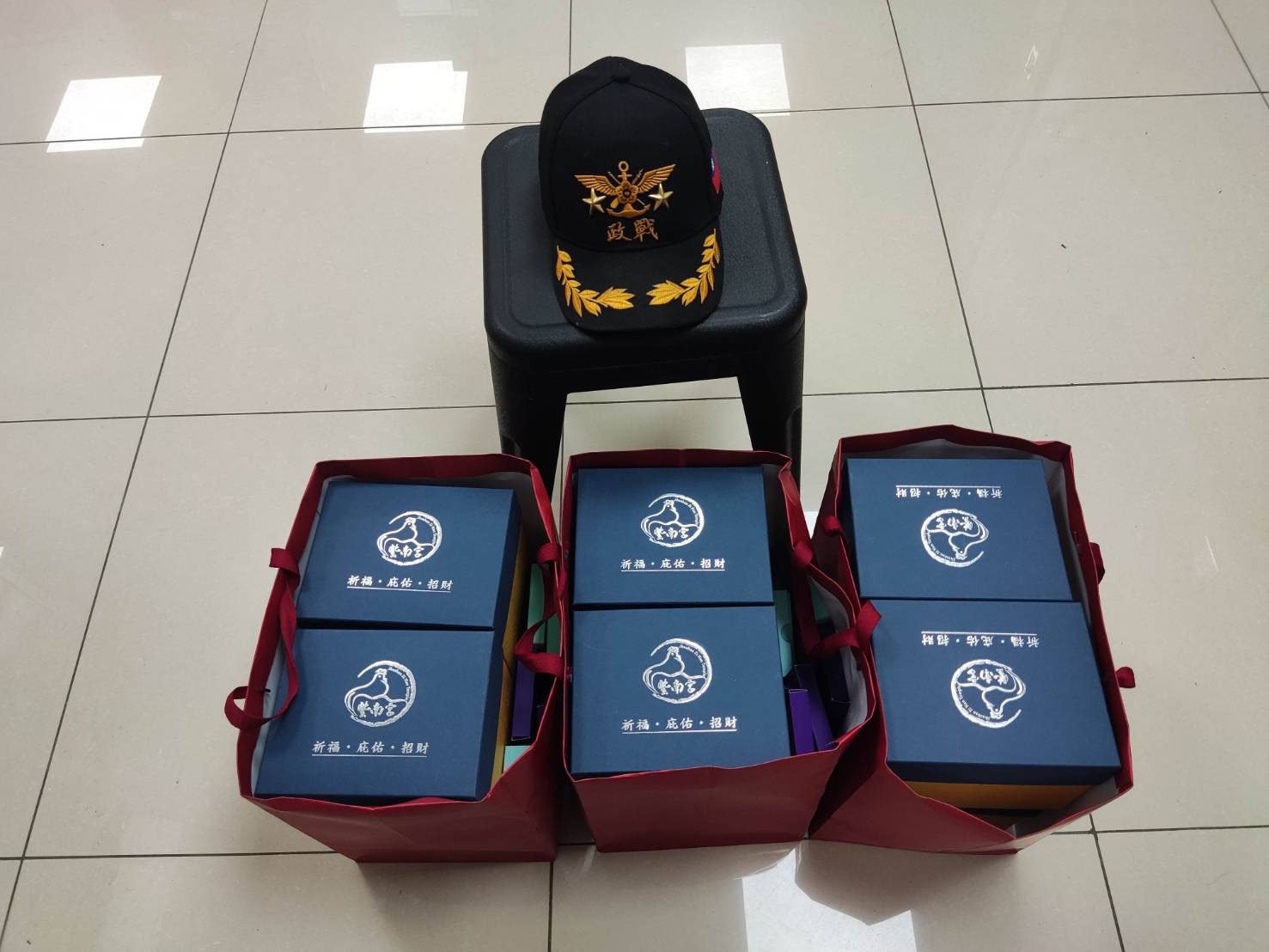 紫南宮錢母太夯! 男子假冒國安局中將騙錢母遭逮 紫南宮錢母太夯! 男子假冒國安局中將騙錢母遭逮