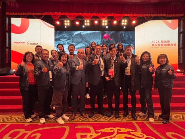 2025觀光節慶祝大會 台南抱回5座大獎 黃偉哲:歸功於公私協力 2025觀光節慶祝大會 台南抱回5座大獎 黃偉哲:歸功於公私協力