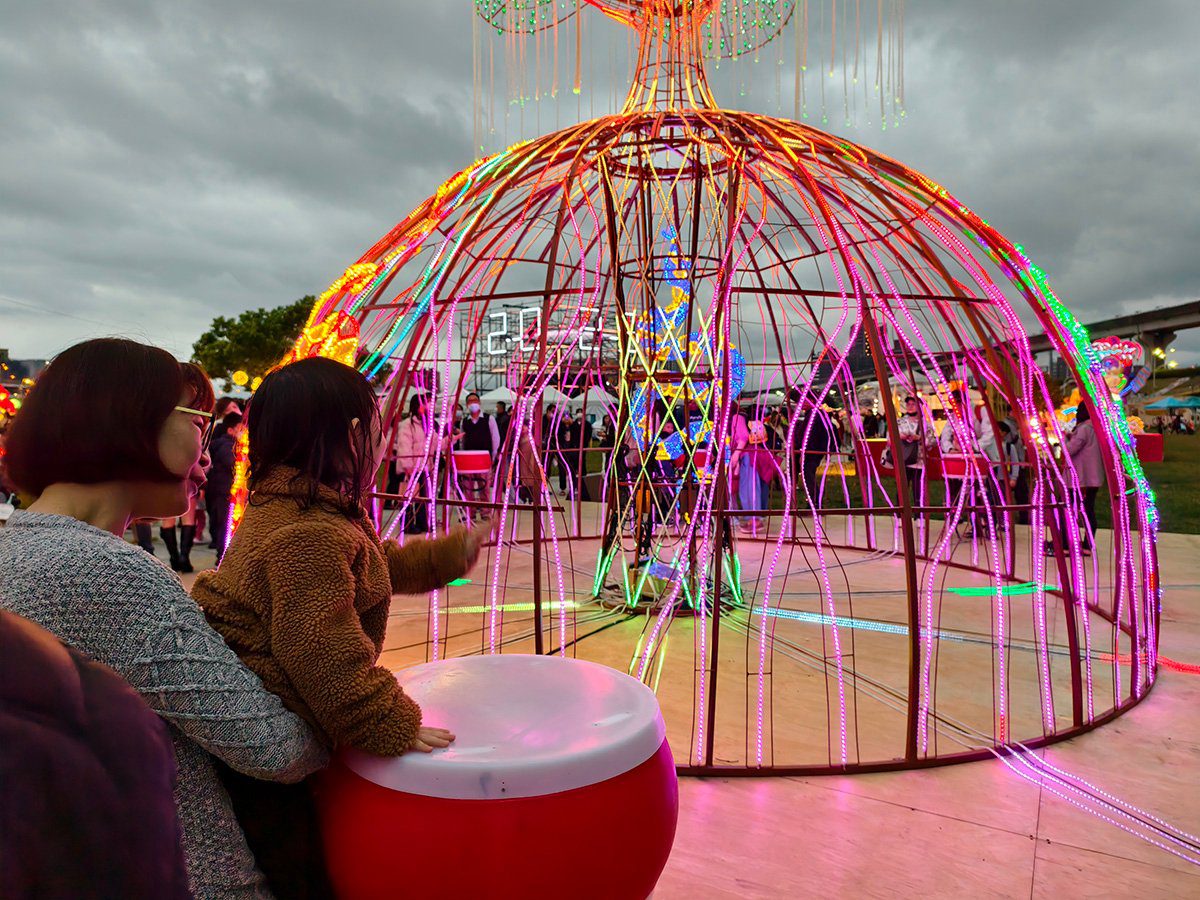 2025新北燈會倒數一周!元宵加碼發放「蛇奇寶貝」小提燈 2025新北燈會倒數一周!元宵加碼發放「蛇奇寶貝」小提燈