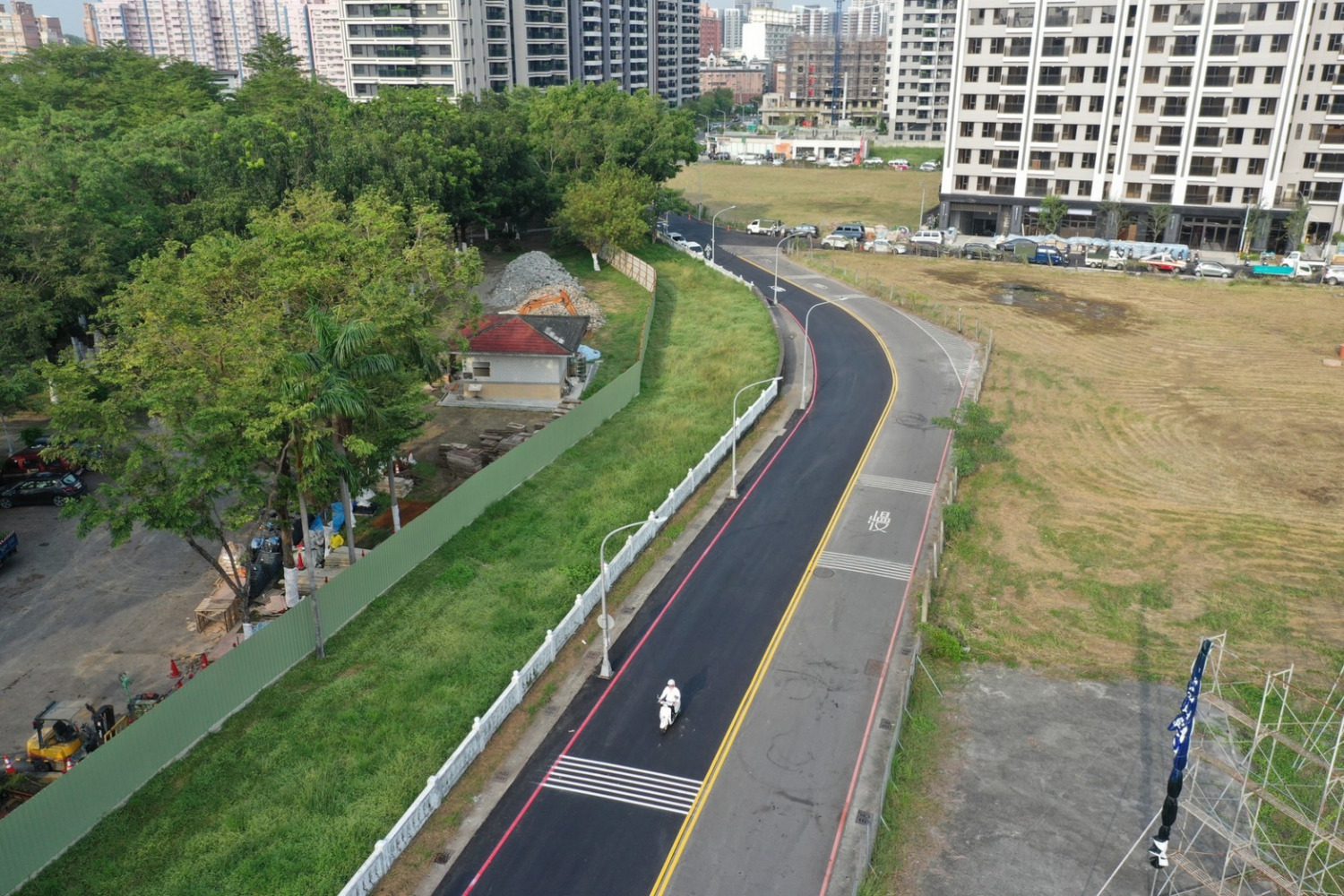 高市楠梓金和街道路拓寬 提升通行安全 高市楠梓金和街道路拓寬 提升通行安全
