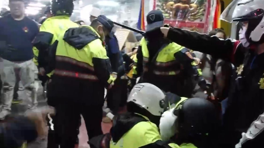 臺東警戮力元宵遶境安維勤務    民眾因酒後糾紛、制止妨害公務送辦