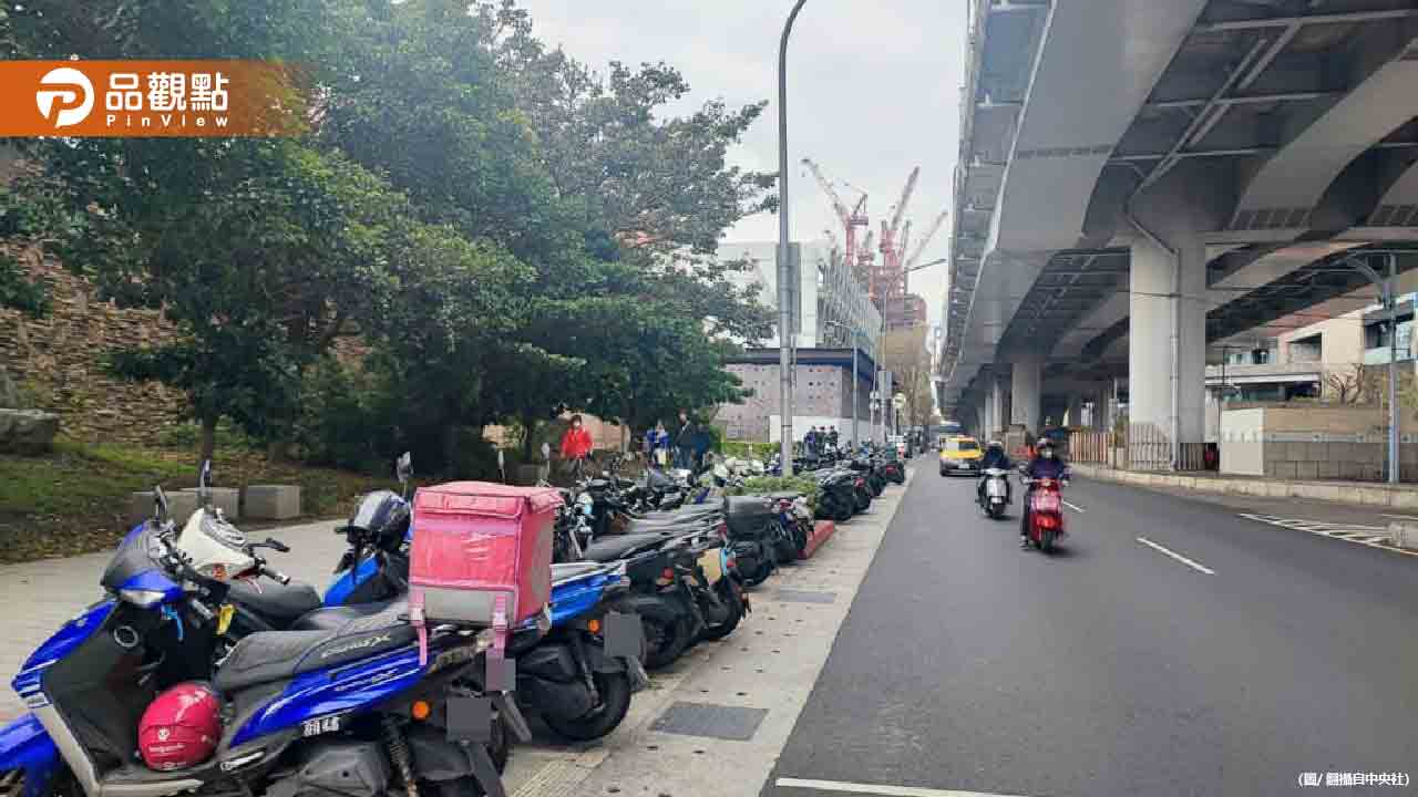 北車周邊機車停車費大漲!3/3起改計時收費 北車周邊機車停車費大漲!3/3起改計時收費