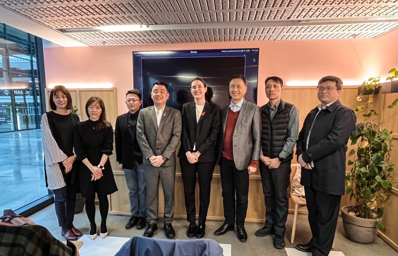 桃市府副秘書長金志聿率團訪法 深化新創產業合作契機 桃市府副秘書長金志聿率團訪法 深化新創產業合作契機