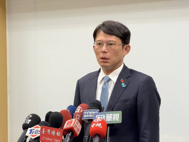 黃國昌擊敗蔡壁如 當選民眾黨主席 黃國昌擊敗蔡壁如 當選民眾黨主席