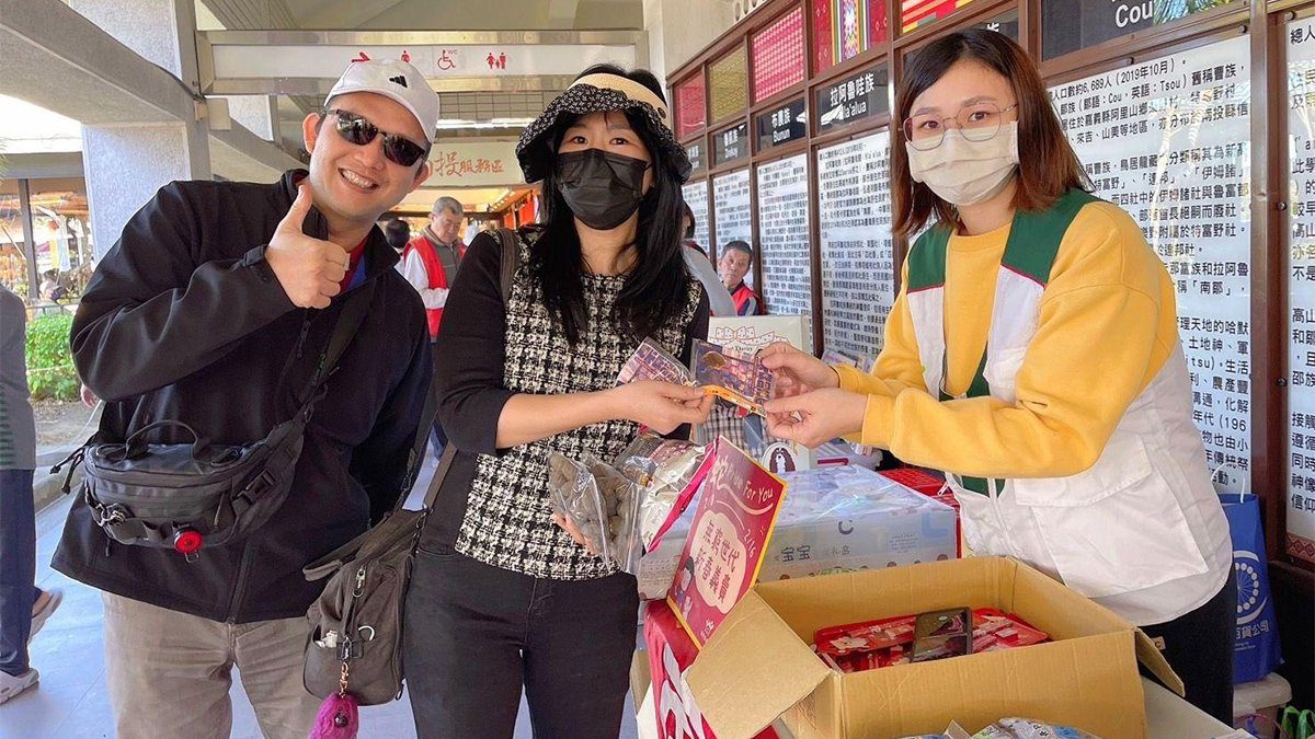 全台家扶串聯「無窮世代」新春義賣開跑 籌募千萬助學金