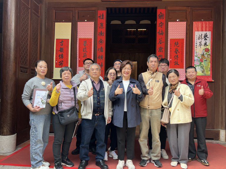 彩繪匠師陳穎派紀念展開展　鶴棲別墅工藝展覽館展出25件珍寶