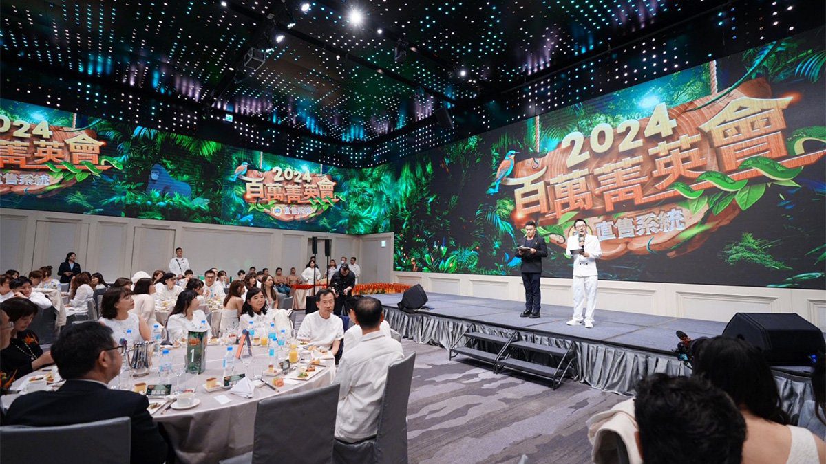 年後轉職!可樂旅遊狂撒千萬獎勵 百萬業務年薪破百萬!! 年後轉職!可樂旅遊狂撒千萬獎勵 百萬業務年薪破百萬!!