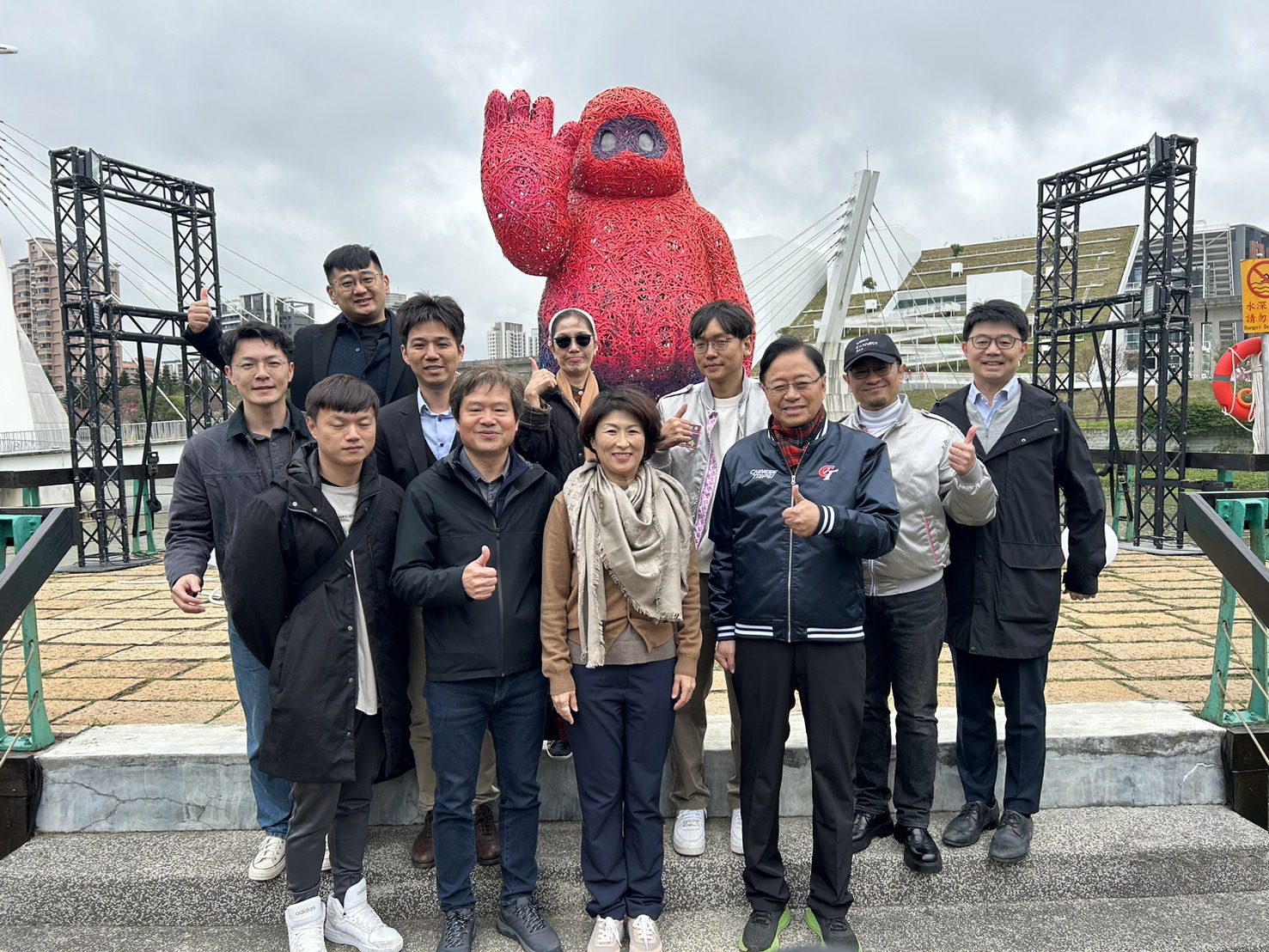 台東縣長饒慶鈴參訪台灣燈會 張市長期待縣市交流激發城市創新 台東縣長饒慶鈴參訪台灣燈會 張市長期待縣市交流激發城市創新