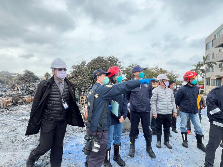 竹市香山區工廠火警張治祥秘書長視察災後復原 督促強化安全管理 竹市香山區工廠火警張治祥秘書長視察災後復原 督促強化安全管理