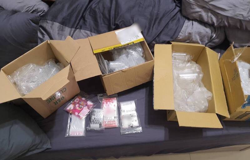 年後持續威力掃蕩 楠梓警查獲毒品 年後持續威力掃蕩 楠梓警查獲毒品