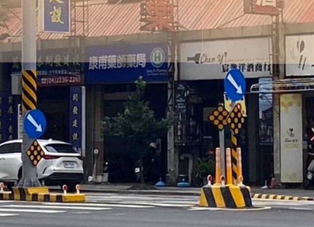 昔行人庇護島迭傳意外 警多管齊下改善零發生 昔行人庇護島迭傳意外 警多管齊下改善零發生