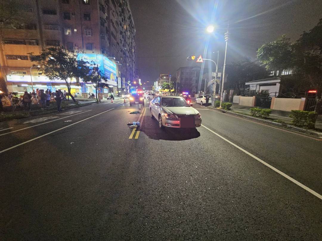 高雄「行人地獄」再添一筆！鳳山婦行人穿越道遭撞飛後再遭輾斃