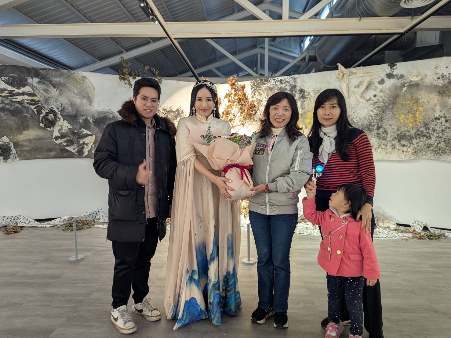 桃園青年局力挺在地藝術家 鄭晴臻《未竟之境》畫展即起至3/2登場 桃園青年局力挺在地藝術家 鄭晴臻《未竟之境》畫展即起至3/2登場