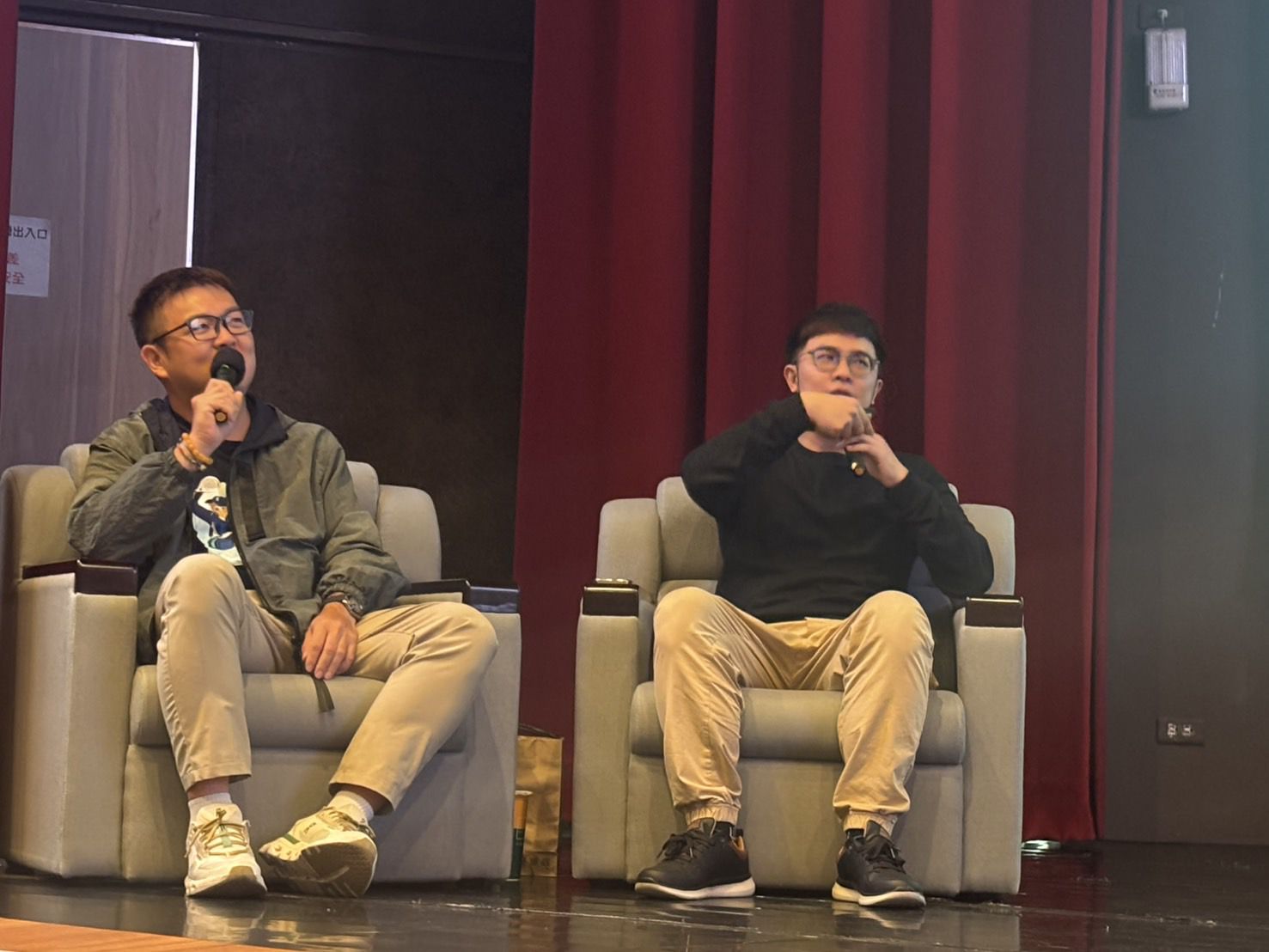 高市動保處舉辦「黃阿瑪的後宮生活」邀請網紅於科工館開講 高市動保處舉辦「黃阿瑪的後宮生活」邀請網紅於科工館開講