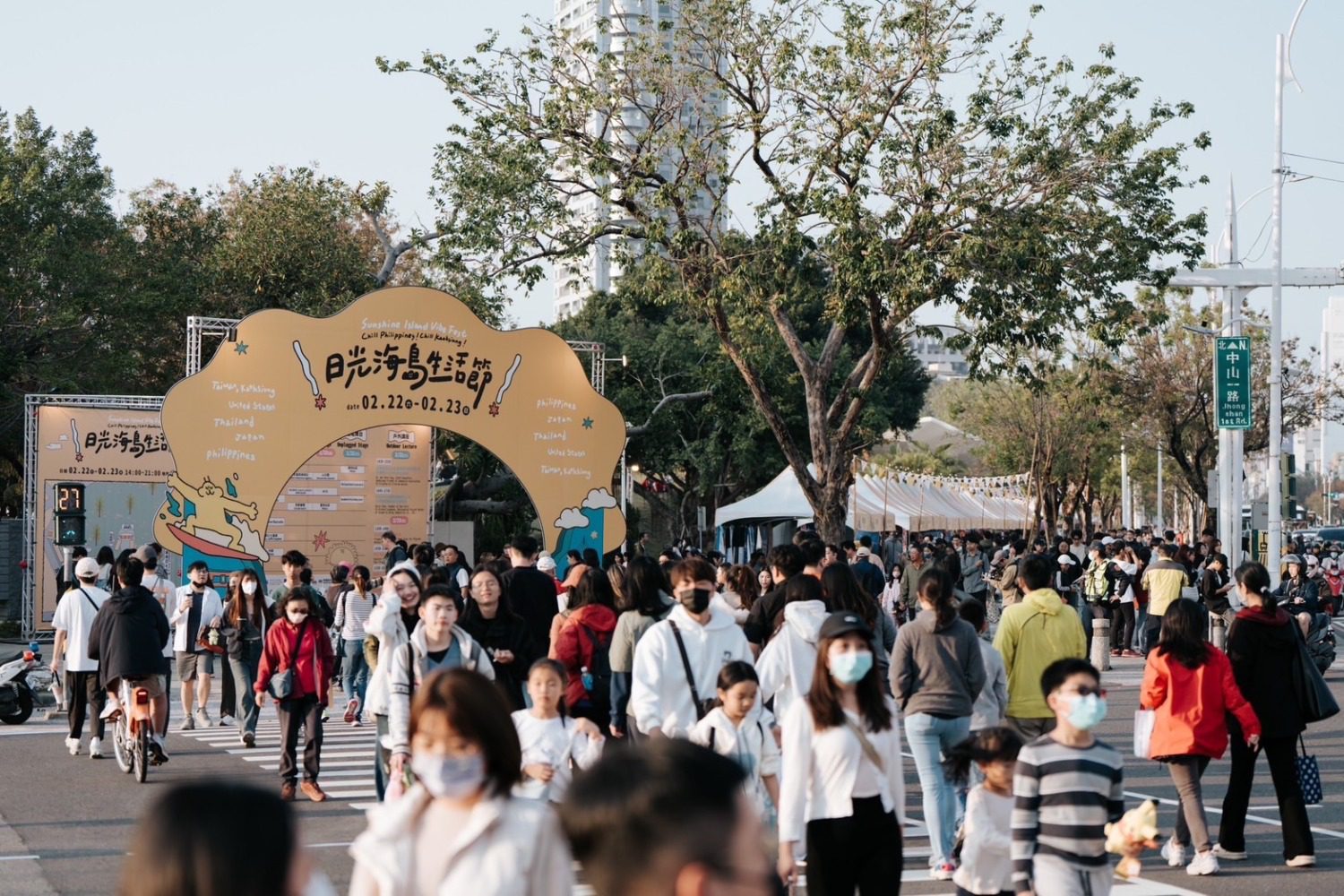 攜手美日菲泰創紀錄!高雄日光海島生活節2天湧入14萬人 攜手美日菲泰創紀錄!高雄日光海島生活節2天湧入14萬人