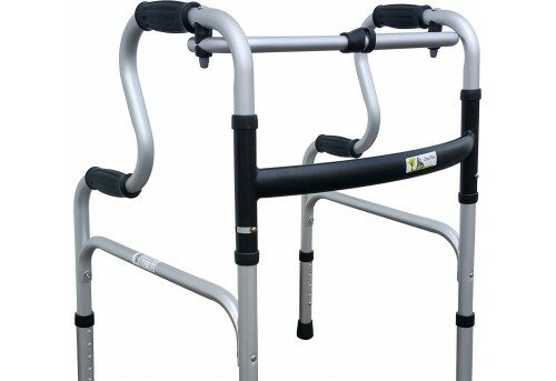 助行器怎麼選?北榮桃分院提醒4要點避免跌倒風險 助行器怎麼選?北榮桃分院提醒4要點避免跌倒風險