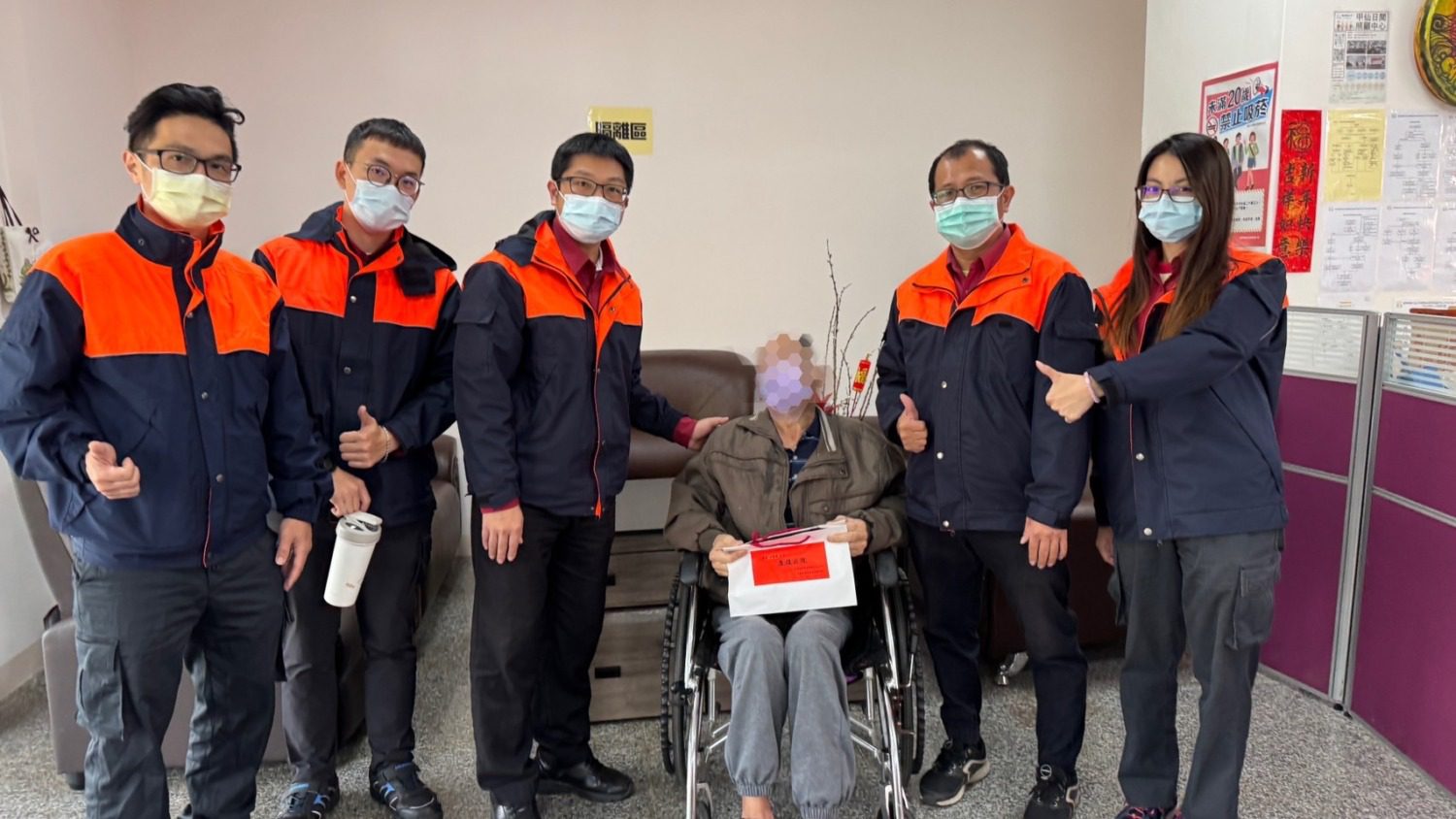 甲仙分隊啟動偏鄉救護接駁 及時救回食物哽塞男子 甲仙分隊啟動偏鄉救護接駁 及時救回食物哽塞男子