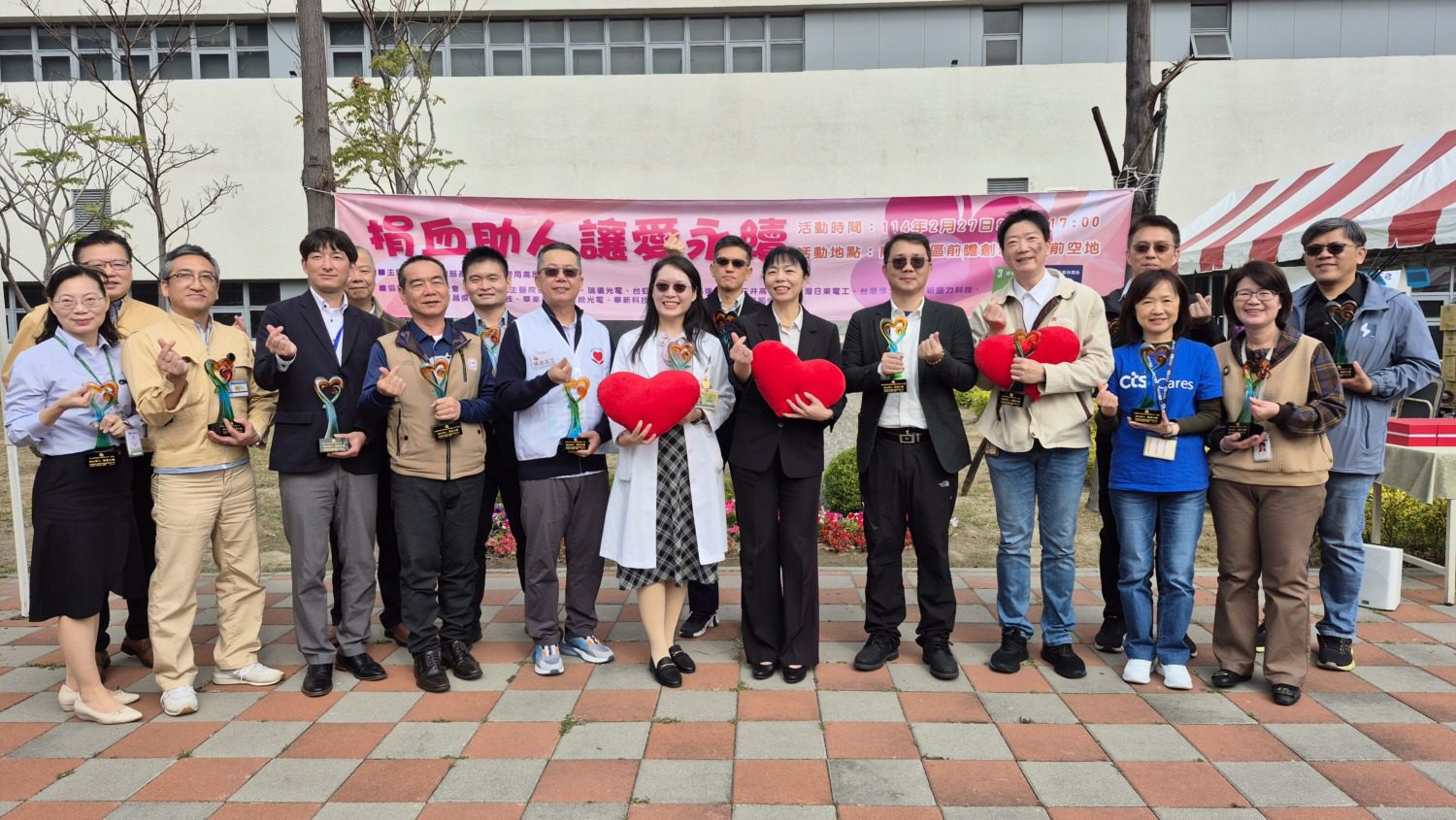 前鎮科技園區「熱血挽袖」 游淑惠感謝企業無私捐輸 前鎮科技園區「熱血挽袖」 游淑惠感謝企業無私捐輸