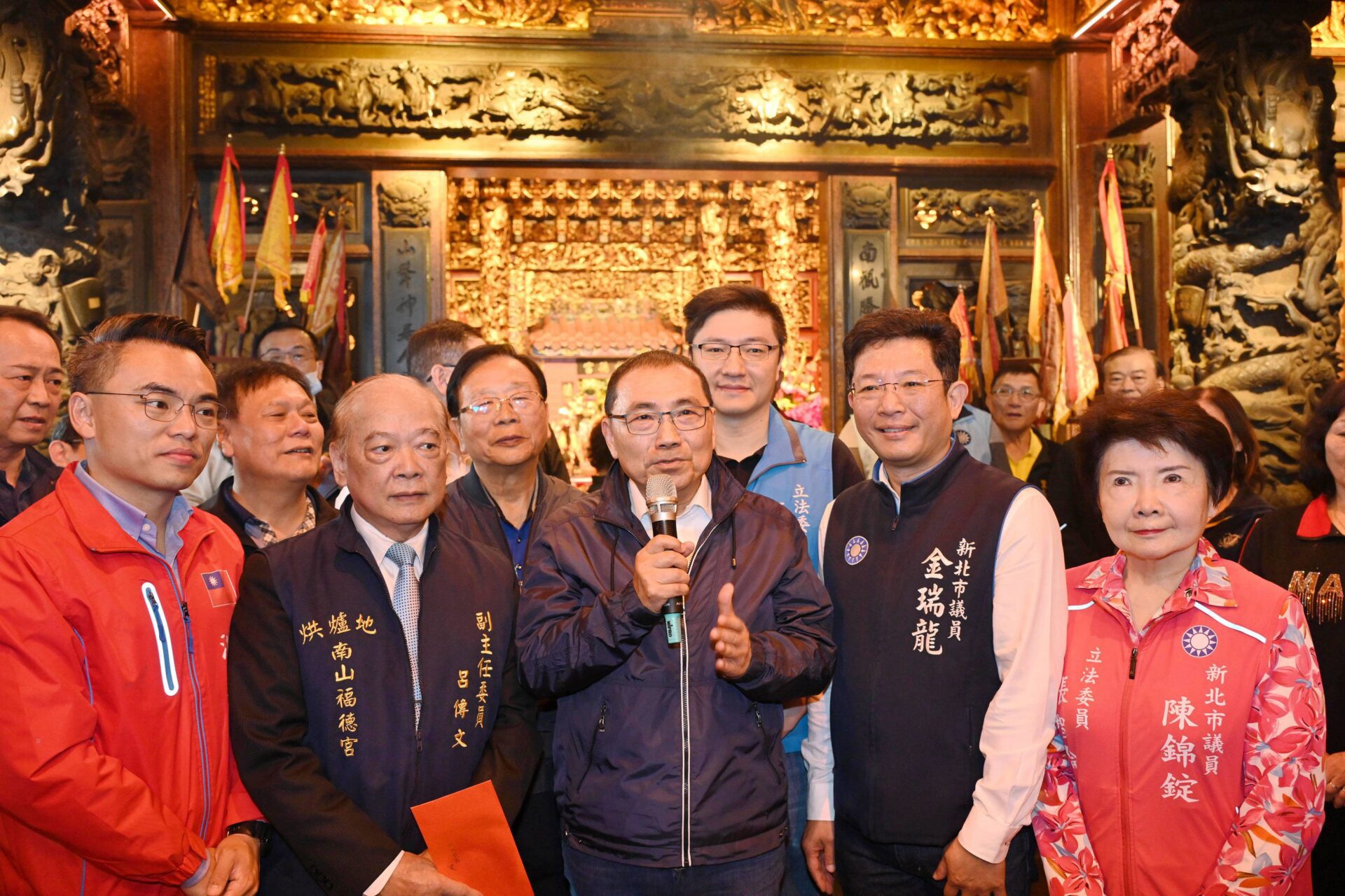 福德正神聖誕千秋暖壽參拜  侯友宜祈求市政順利、社會祥和 福德正神聖誕千秋暖壽參拜  侯友宜祈求市政順利、社會祥和