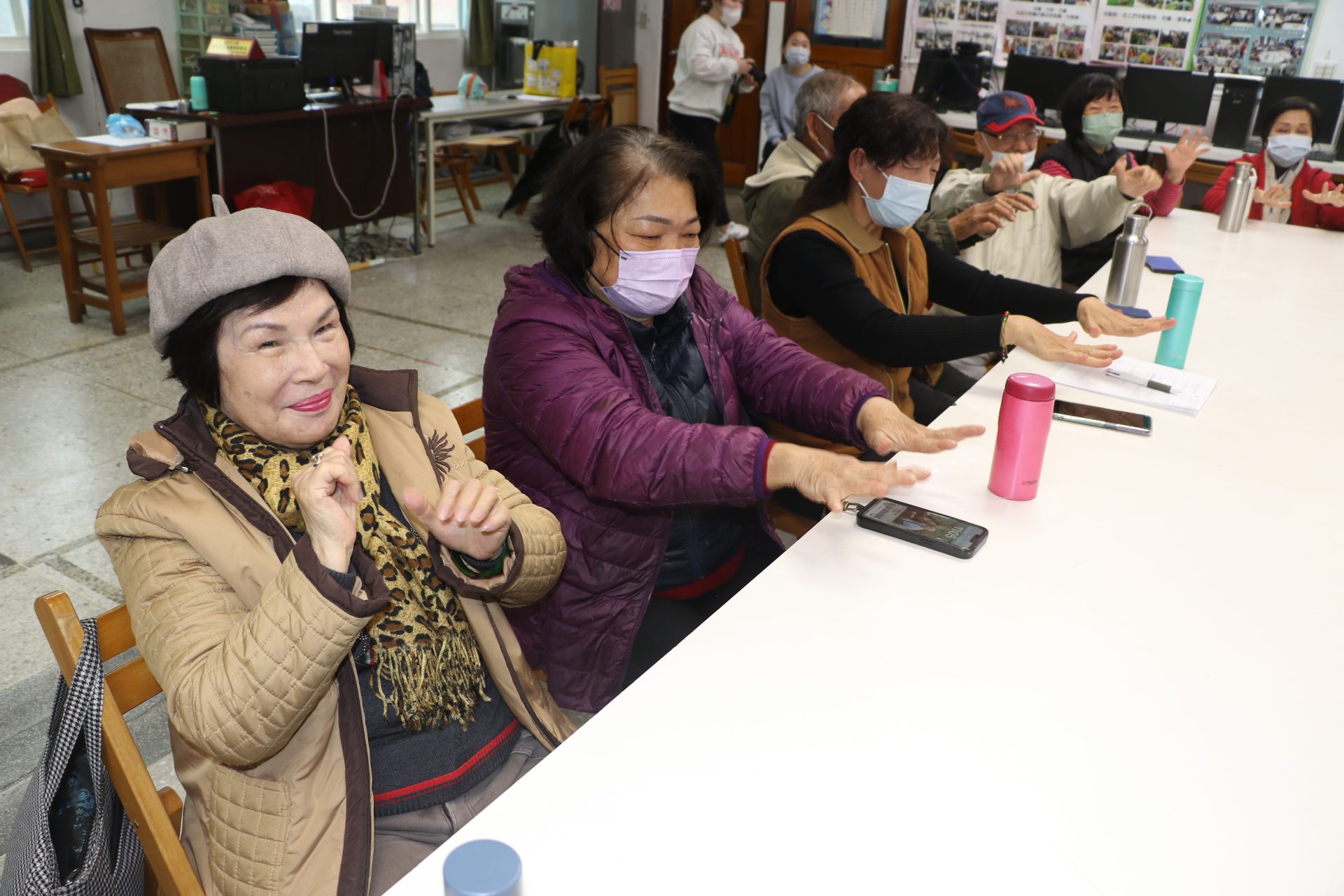 新北社會局結合馬偕醫學院 學者到三芝福成社區教長輩預防失智症 新北社會局結合馬偕醫學院 學者到三芝福成社區教長輩預防失智症