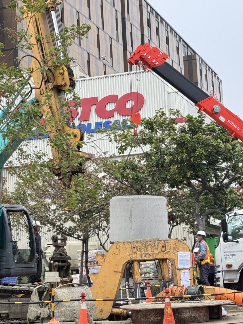 龍德新路道路下陷  高市水利局搶修完成開放通行