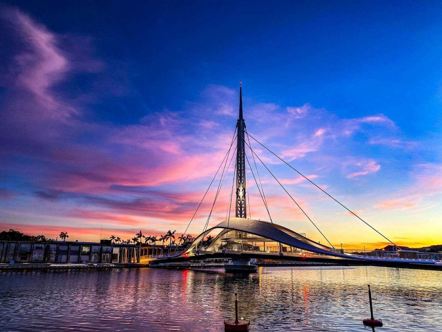 台灣觀光100亮點 3月主打星「高雄」 五大觀光亮點集章打卡抽iPhone16 台灣觀光100亮點 3月主打星「高雄」 五大觀光亮點集章打卡抽iPhone16