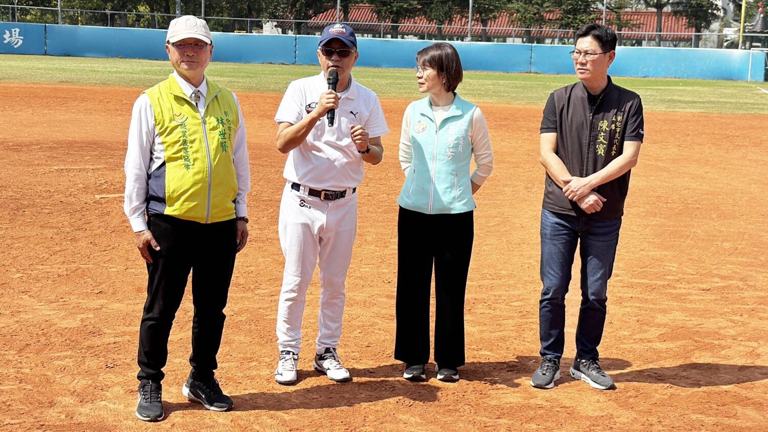 彰化市長盃慢速壘球錦標賽開打!21隊菁英同場較勁 彰化市長盃慢速壘球錦標賽開打!21隊菁英同場較勁
