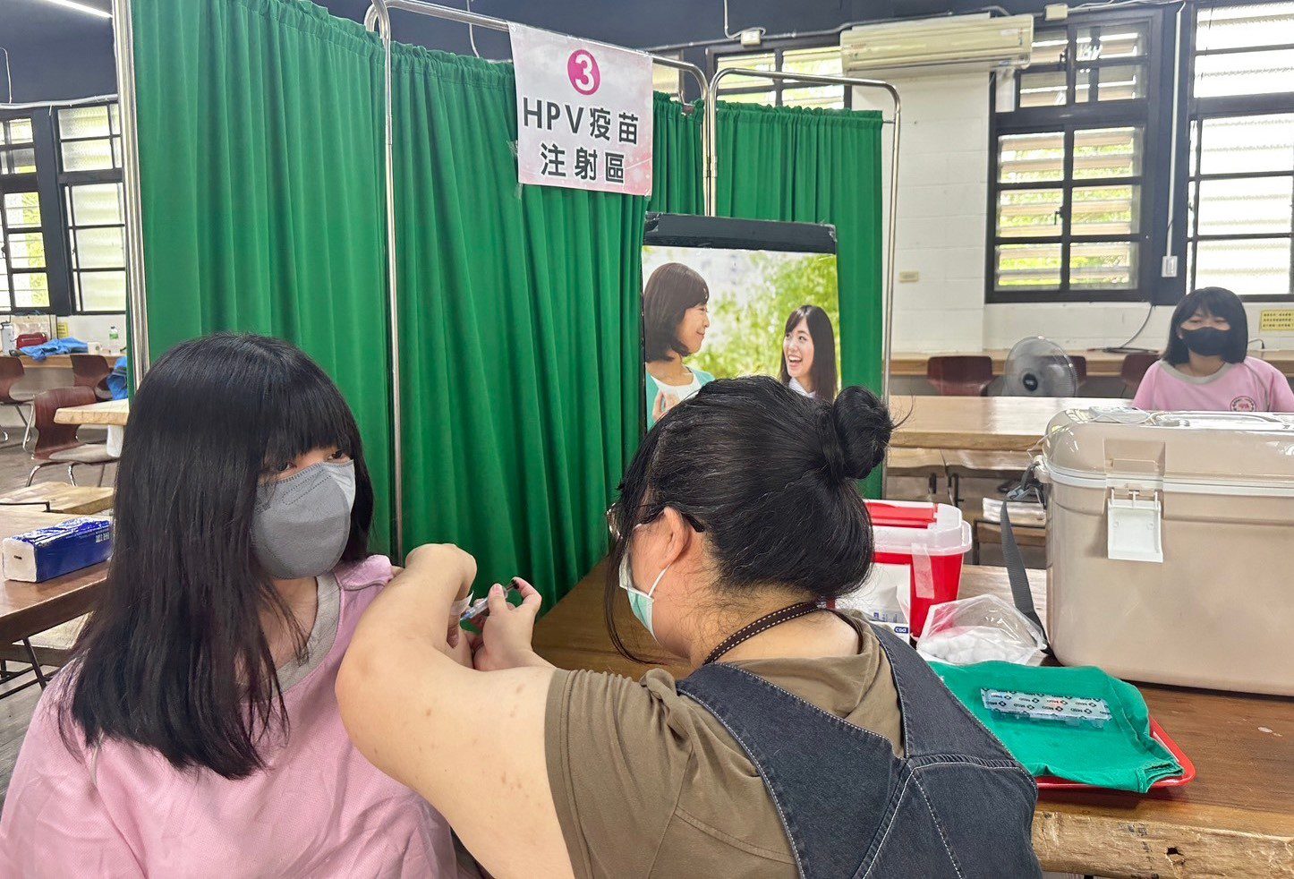 花蓮縣衛生局3月起由各鄉鎮市衛生所進入校園接種HPV疫苗