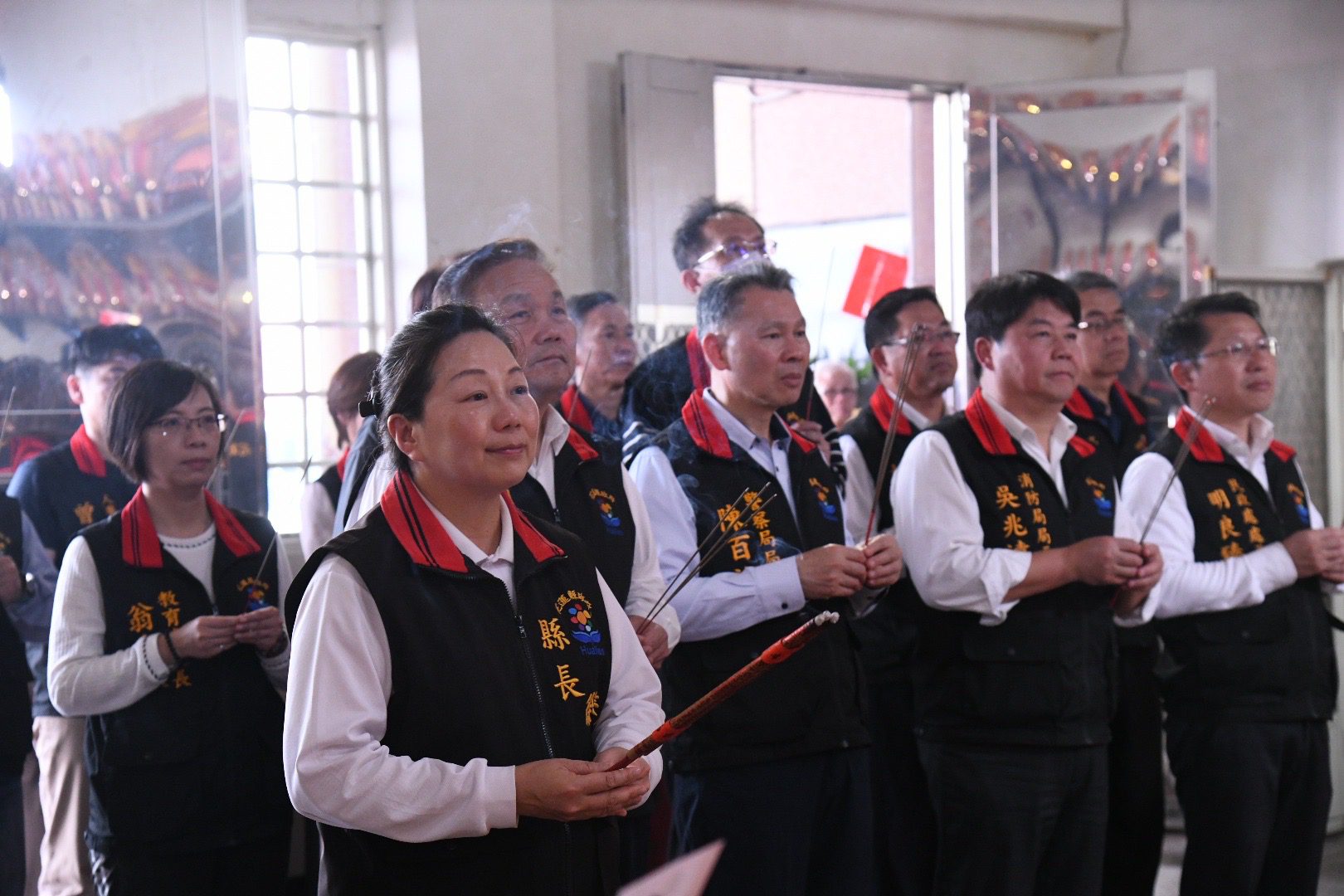 花蓮縣長徐榛蔚率縣府團隊參拜南區宮廟 為花蓮祈福 花蓮縣長徐榛蔚率縣府團隊參拜南區宮廟 為花蓮祈福