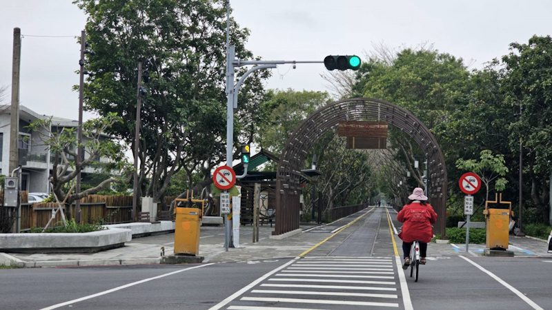 嘉油鐵馬道大聲公上線 違規件數下降 嘉油鐵馬道大聲公上線 違規件數下降