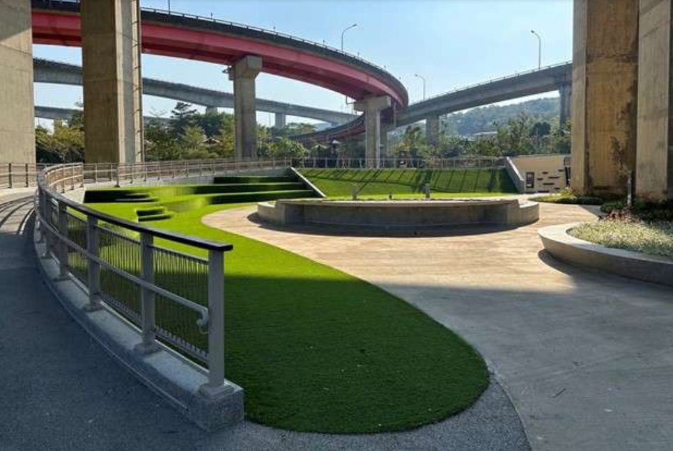 平鎮運動公園混凝土剝落引擔憂 工務局這麼說 平鎮運動公園混凝土剝落引擔憂 工務局這麼說