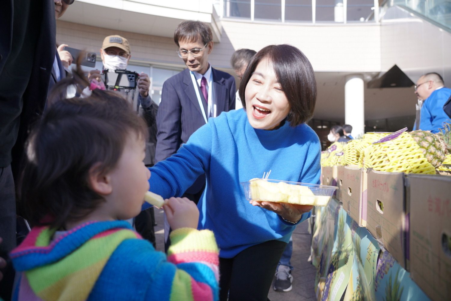 屏東鳳梨外銷日本高人氣 東京地區Belx超市拓銷10間分店 屏東鳳梨外銷日本高人氣 東京地區Belx超市拓銷10間分店