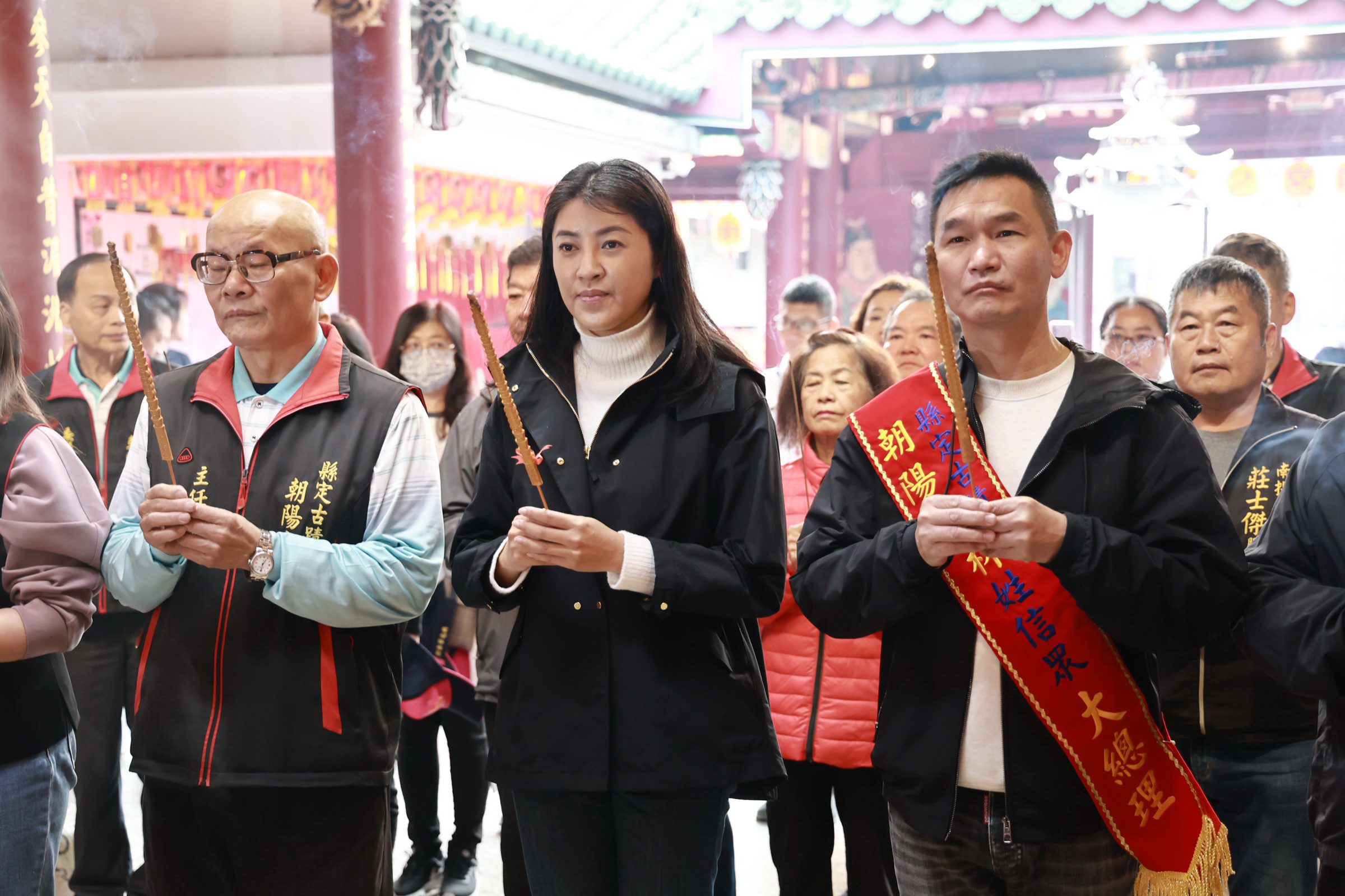 草屯朝陽宮迎媽祖聖駕巡香 許淑華帶領信眾祈求平安 草屯朝陽宮迎媽祖聖駕巡香 許淑華帶領信眾祈求平安
