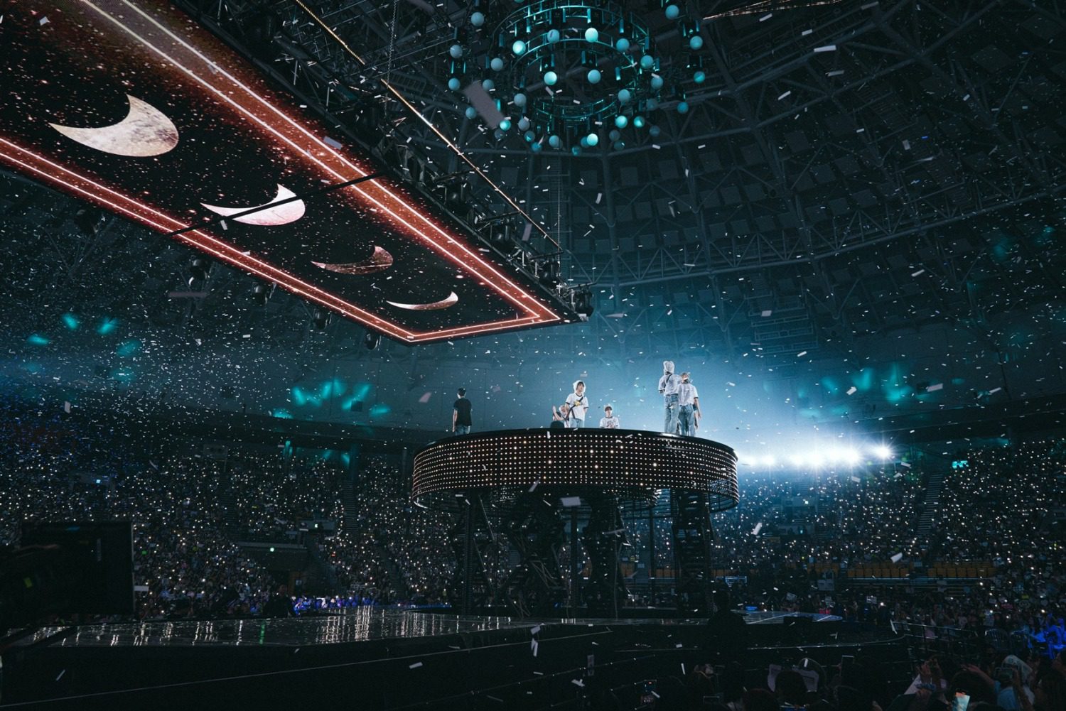 「ZB1」成韓彬首次巡演直呼幸運!章昊:粉絲讓我感到幸福! 「ZB1」成韓彬首次巡演直呼幸運!章昊:粉絲讓我感到幸福!