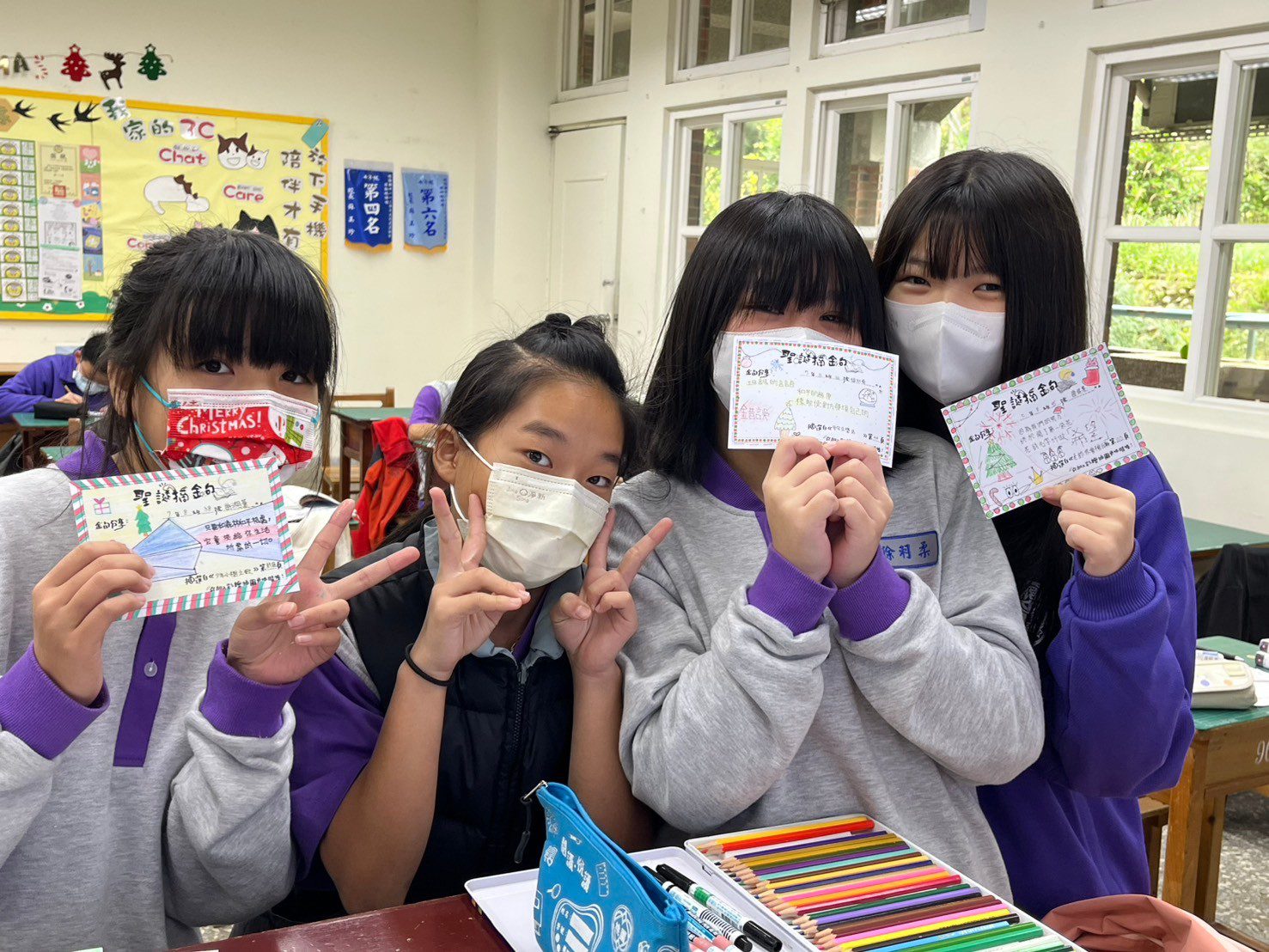 桃市圖紅梅分館攜手楊梅國中 《聖誕摘金句》閱讀特展盛大登場 桃市圖紅梅分館攜手楊梅國中 《聖誕摘金句》閱讀特展盛大登場