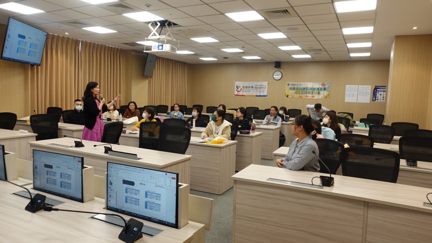 首辦咀嚼吞嚥師資培訓  小港醫院攜手高醫大培育專業人才 首辦咀嚼吞嚥師資培訓  小港醫院攜手高醫大培育專業人才