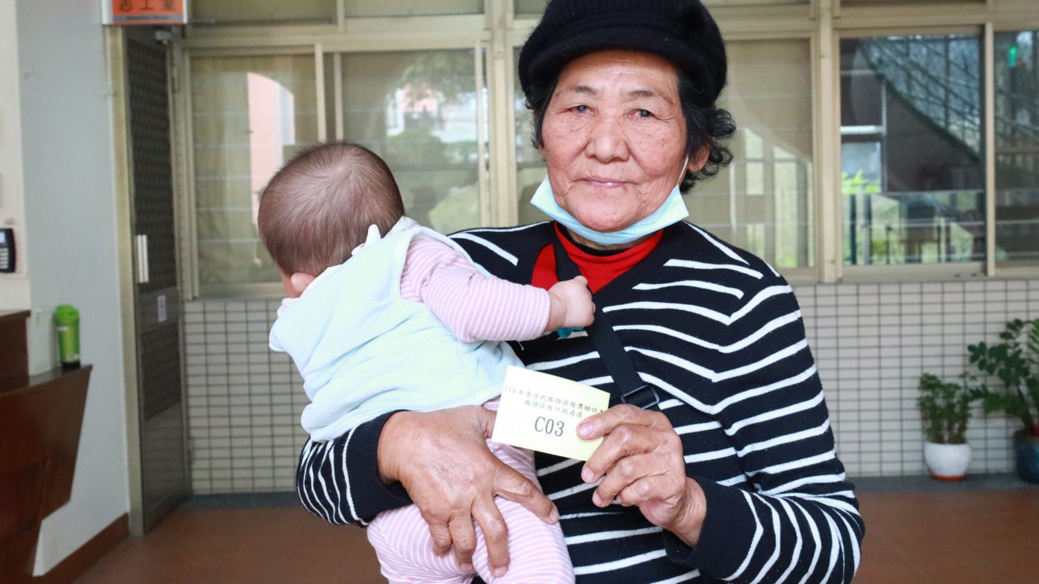 高市原民會推廣全家總動員挑戰族語保姆 在家學族語贏在起跑點 高市原民會推廣全家總動員挑戰族語保姆 在家學族語贏在起跑點