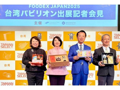 周春米東京推介屏東好物 巧克力、黑芝麻、醬油保證讓人愛不釋手 周春米東京推介屏東好物 巧克力、黑芝麻、醬油保證讓人愛不釋手