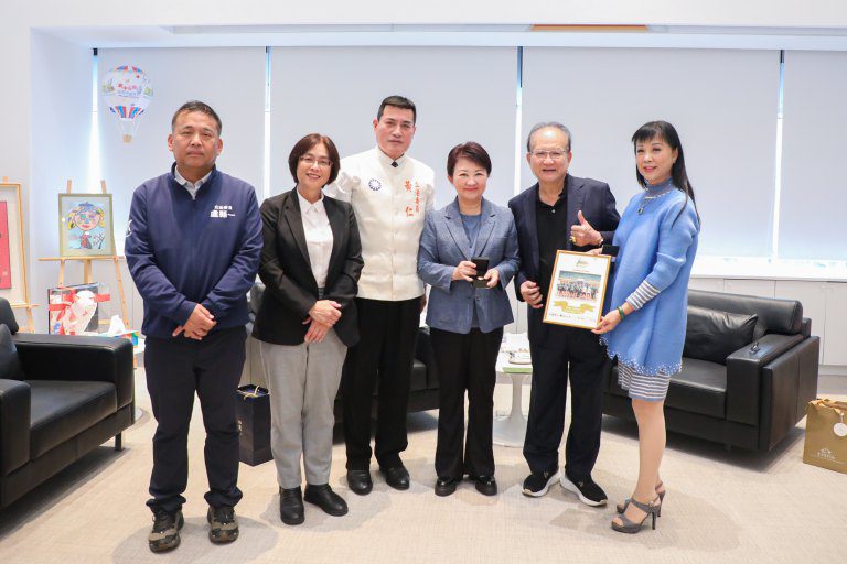立委黃仁、盧縣一、林倩綺拜會中市府 盧市長:持續建設原鄉並推廣全民運動 立委黃仁、盧縣一、林倩綺拜會中市府 盧市長:持續建設原鄉並推廣全民運動