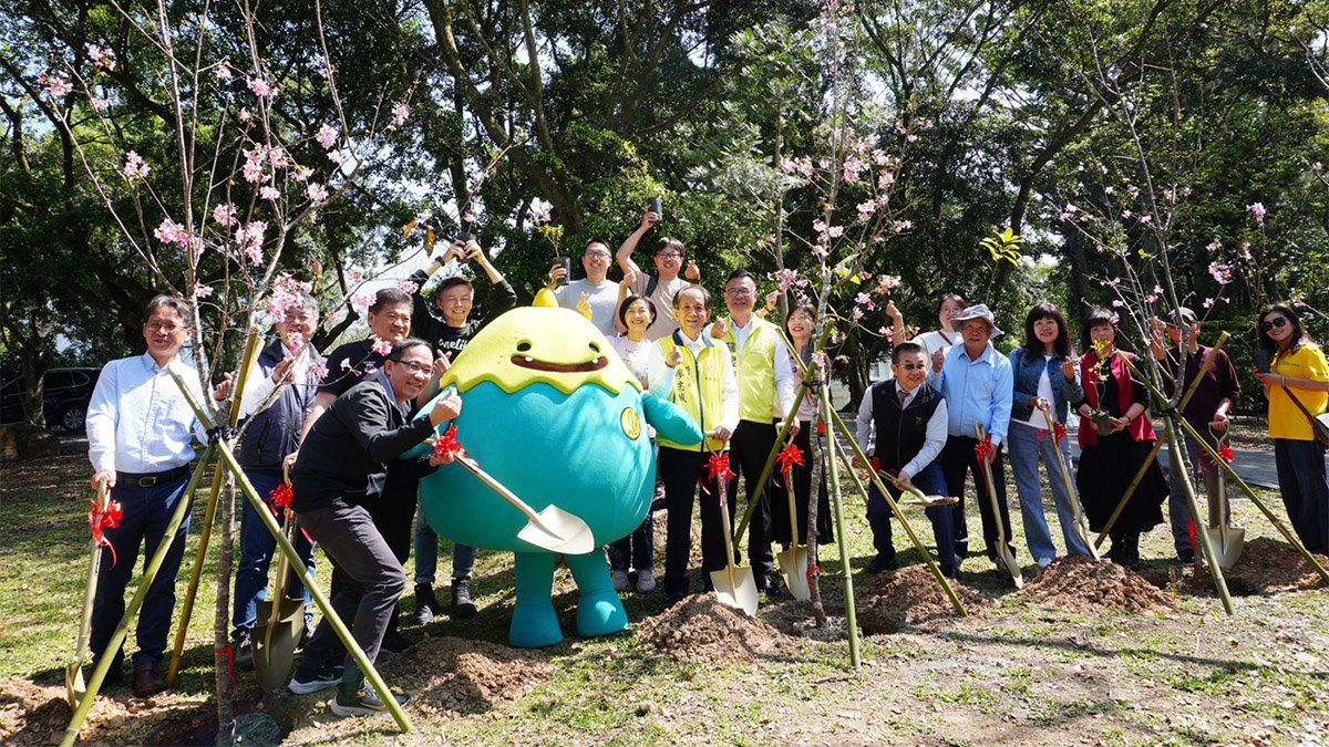 響應植樹節 日管處虎頭山地理中心 綠化環境共築生態綠網 響應植樹節 日管處虎頭山地理中心 綠化環境共築生態綠網