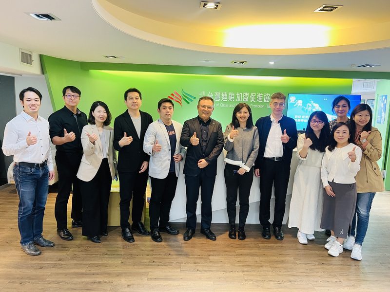 商業署全額補助連鎖企業AI養成 企業主.員工專班免費上 商業署全額補助連鎖企業AI養成 企業主.員工專班免費上