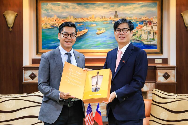 美國華裔民選官員協會拜會陳其邁 盼開創教育及防災領域合作 美國華裔民選官員協會拜會陳其邁 盼開創教育及防災領域合作