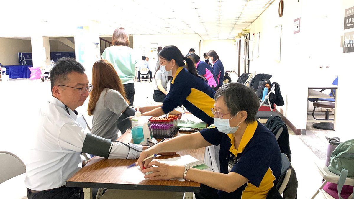 環保局攜手臺中醫院 守護員工健康共創美好環境 環保局攜手臺中醫院 守護員工健康共創美好環境