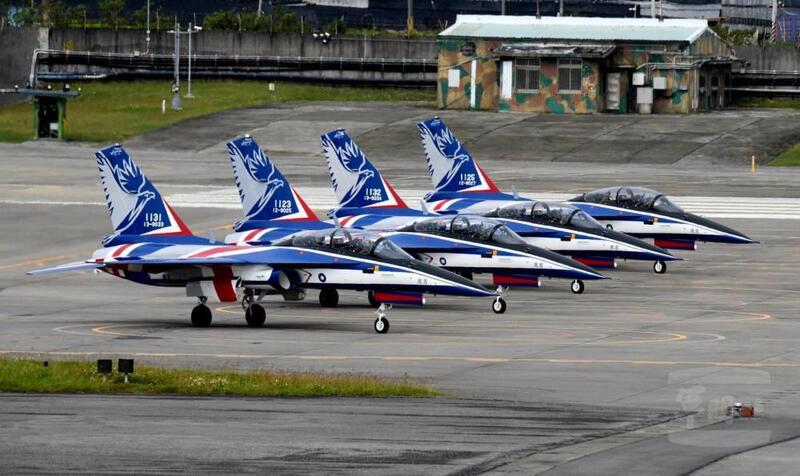 顧部長立院專案報告　說明勇鷹交機進度及失事檢修狀況