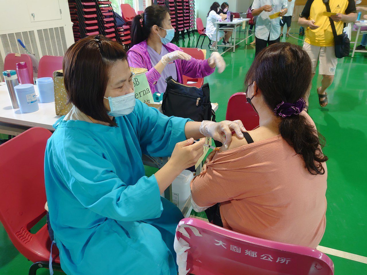 新冠併發重症增 桃市衛生局籲高風險族群儘速接種疫苗 新冠併發重症增 桃市衛生局籲高風險族群儘速接種疫苗